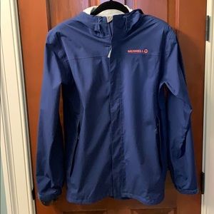 EUC Men’s Merrell rain jacket in Dark blue